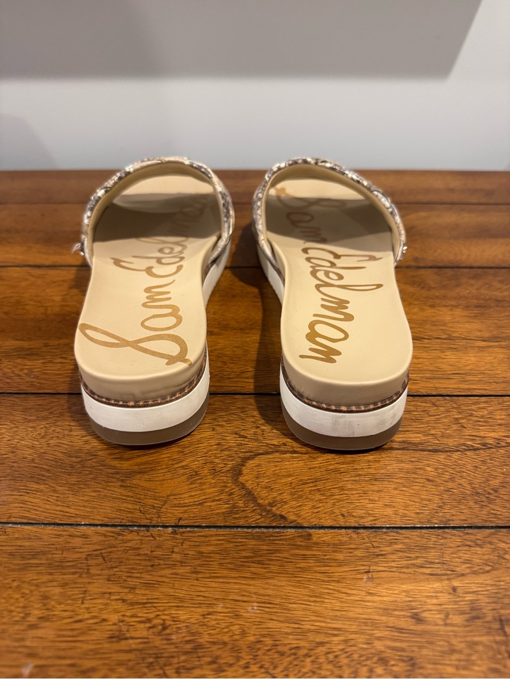Sam Edelman Adaley Slide Sandal - Picture 4 of 6